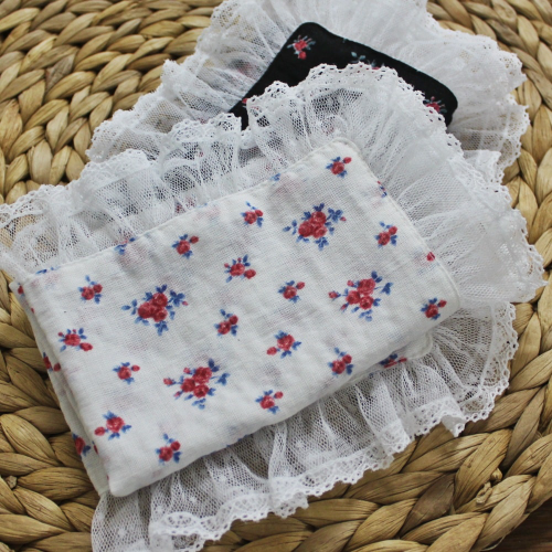 레이스프릴 손수건[2] - 이겹거즈면(화이트,블랙) 잔꽃무늬 쁘띠손수건  - 예쁜 여자손수건 선물추천